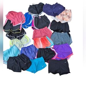 Nike Womens Shorts Bundle Size Med